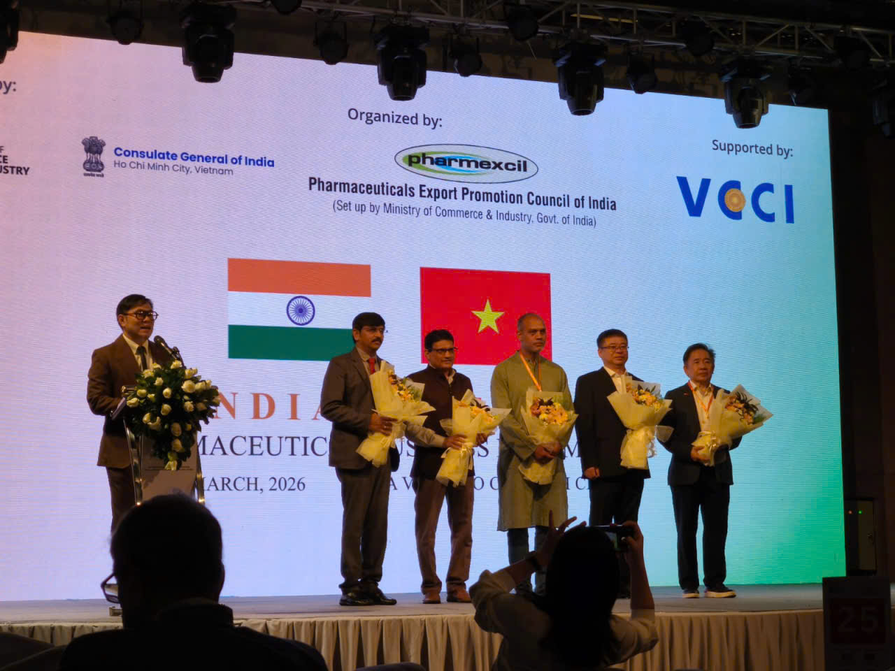 PERTEMUAN BISNIS VIETNAM – INDIA